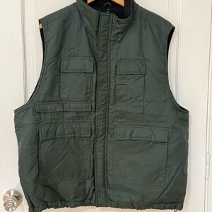 Northwest Dark Green Utility Vest-27 x 25”